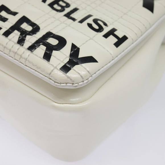 BURBERRY Roller Chain Shoulder Bag Patent leather White Silver Auth bs18894 - Picture 16 of 16